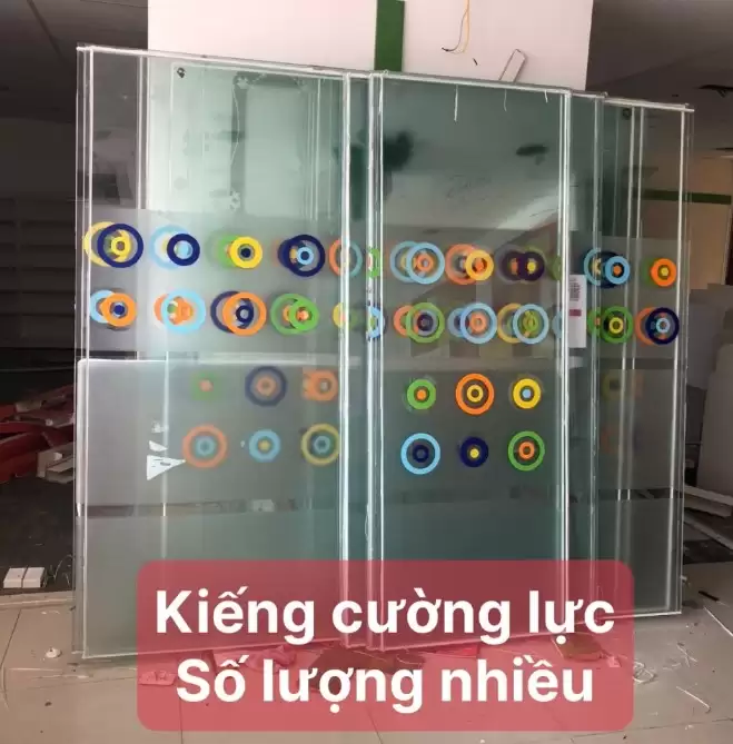 thanh lý kiếng cường lực SP000822