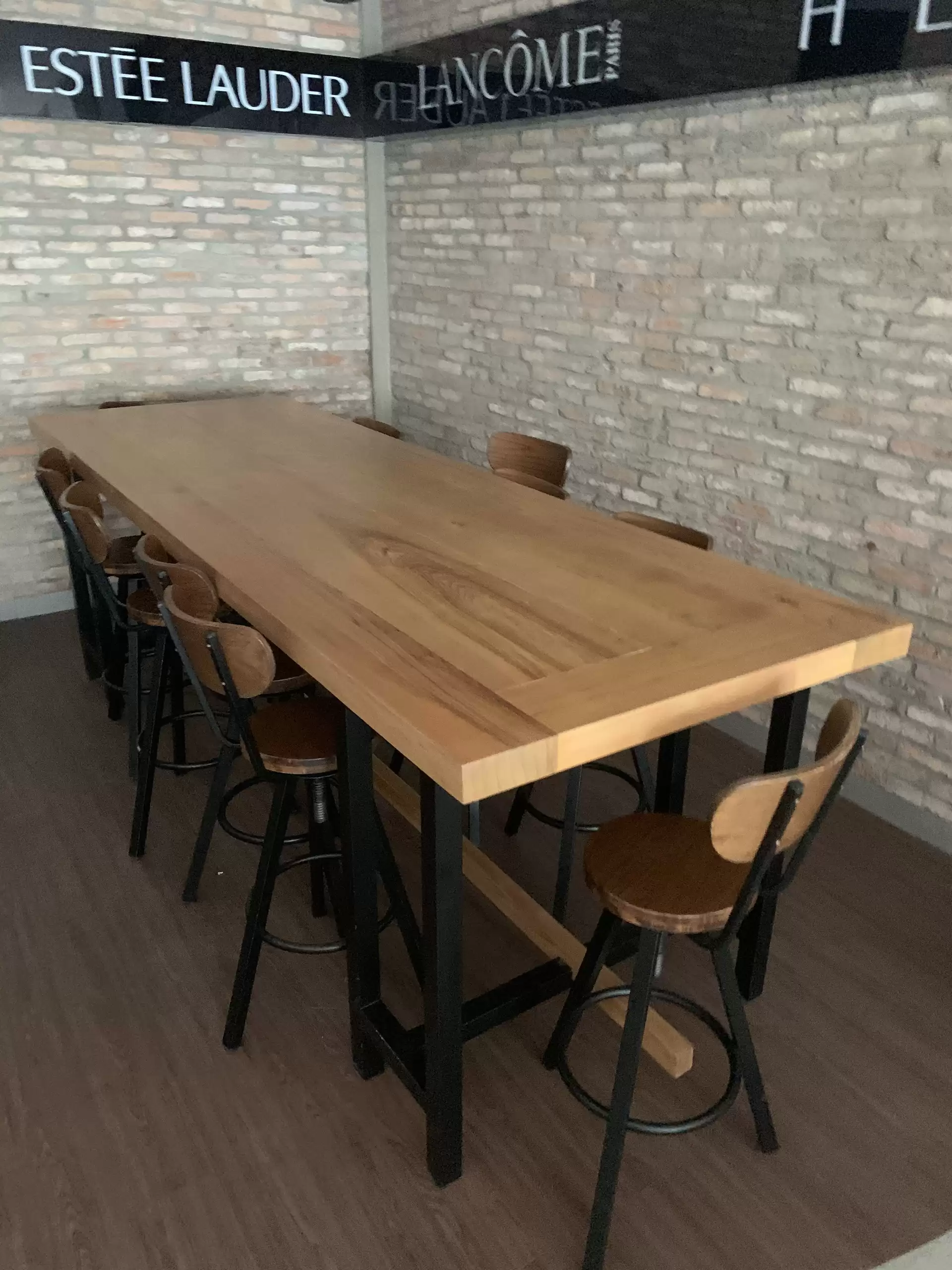 Bộ bàn ghế bar 1 bàn 10 ghế SP001027