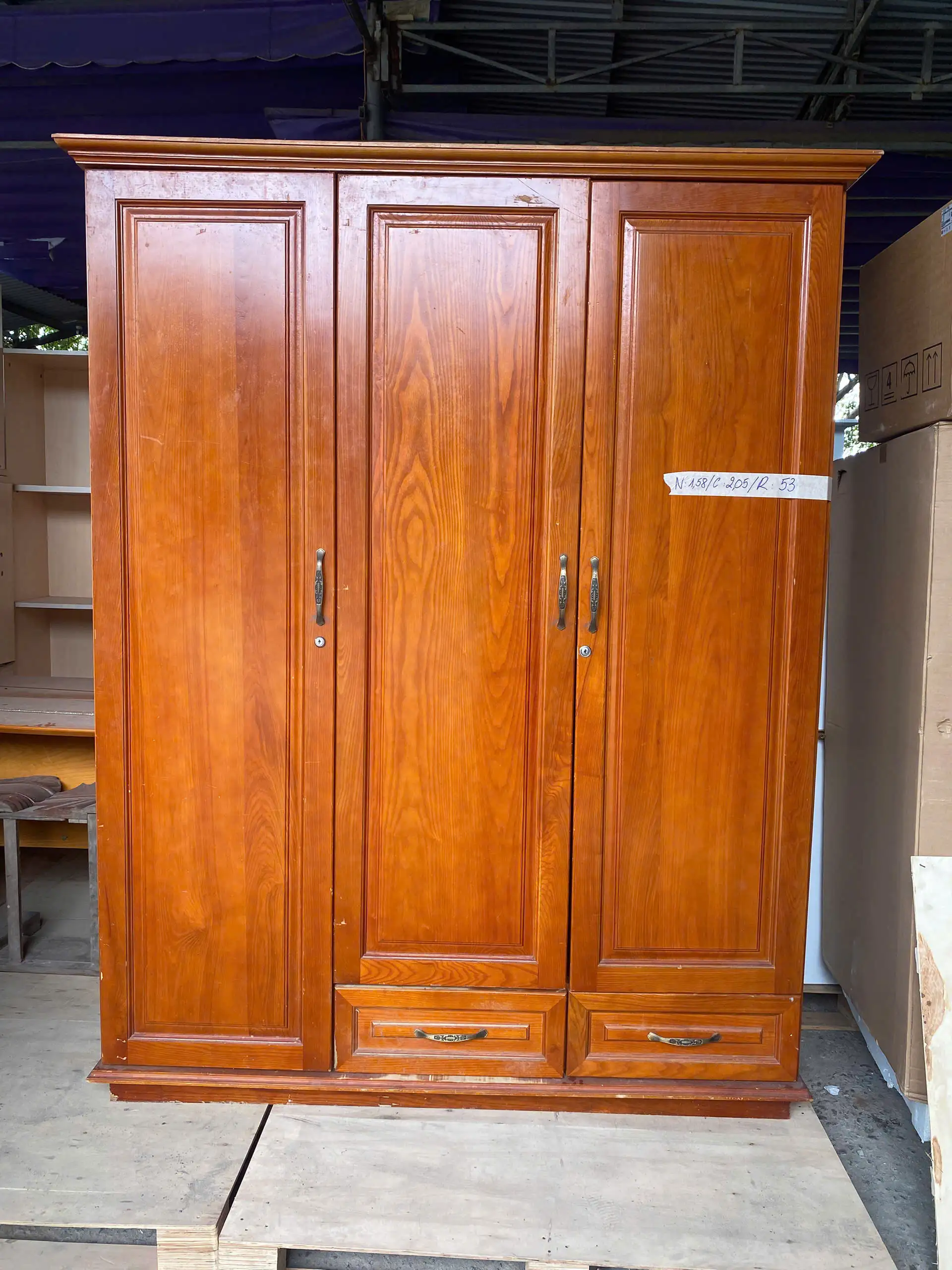 Tủ quần áo gỗ 3 cánh SP001252