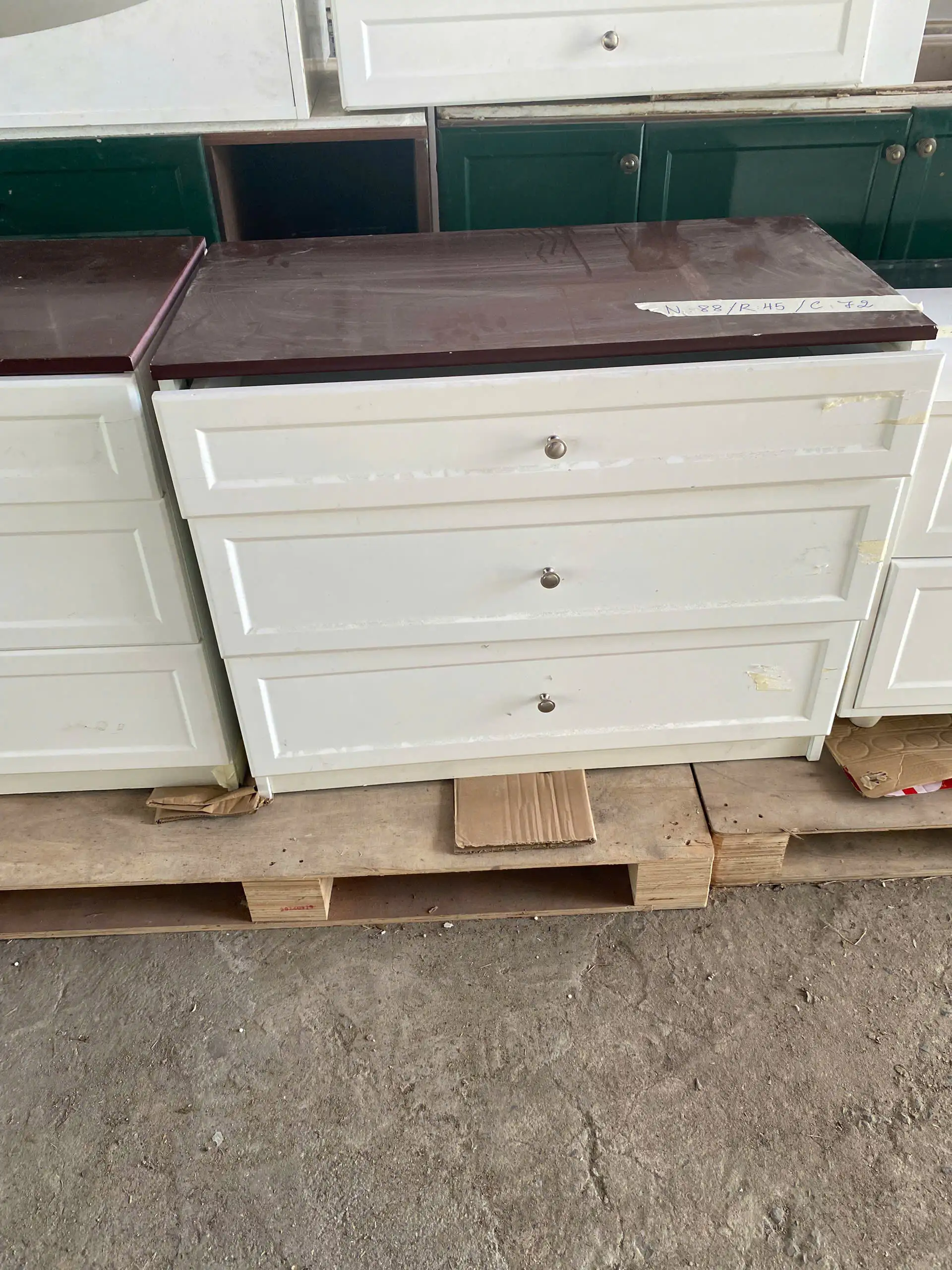 Tủ trắng SP001248