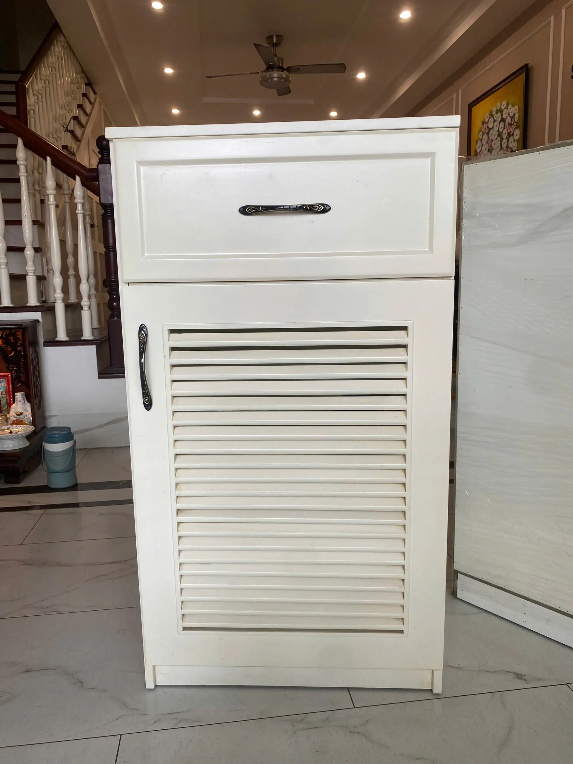 Tủ giầy trắng SP001254