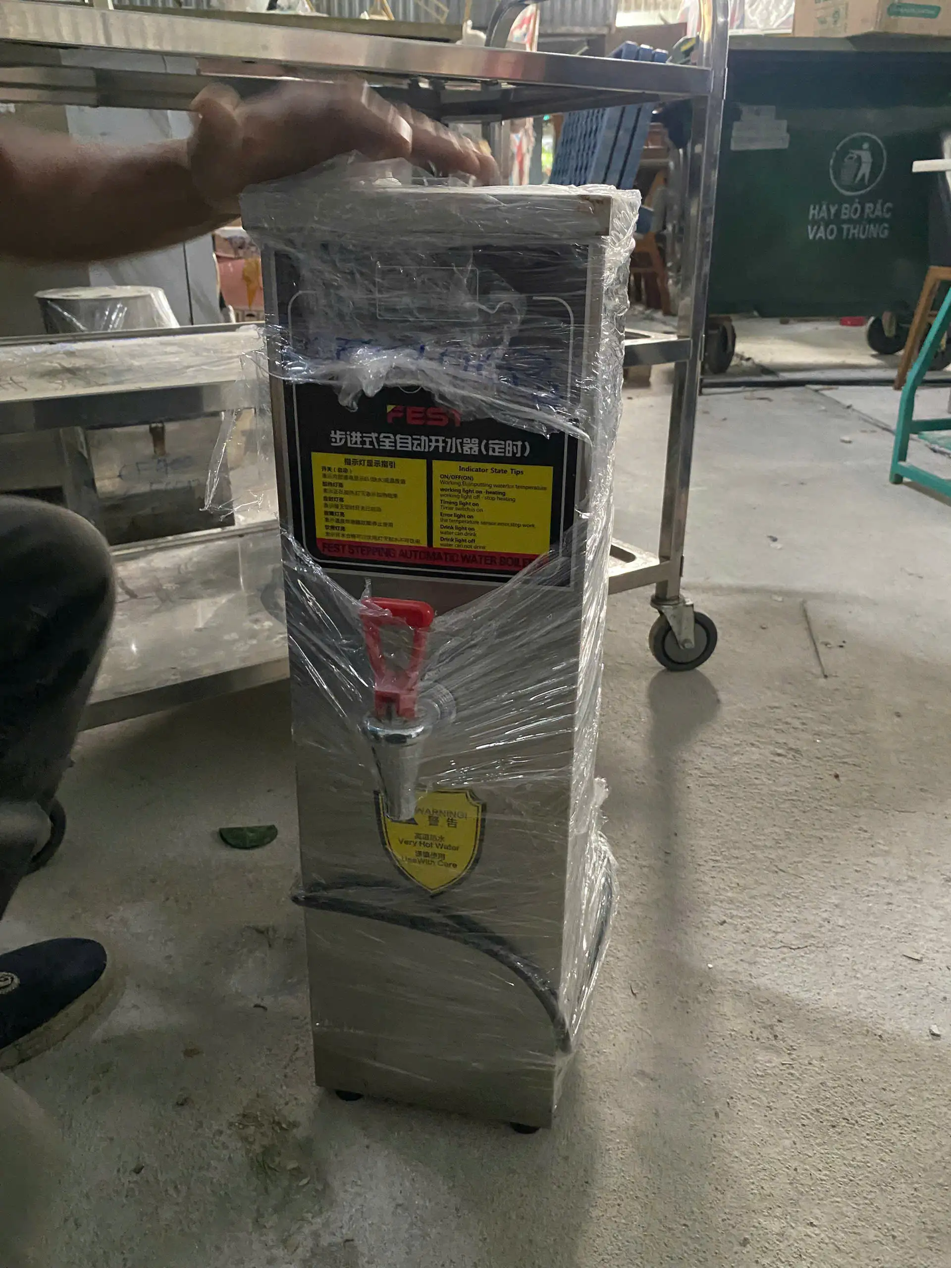 Máy nước nóng FEST RC-10 SP001273